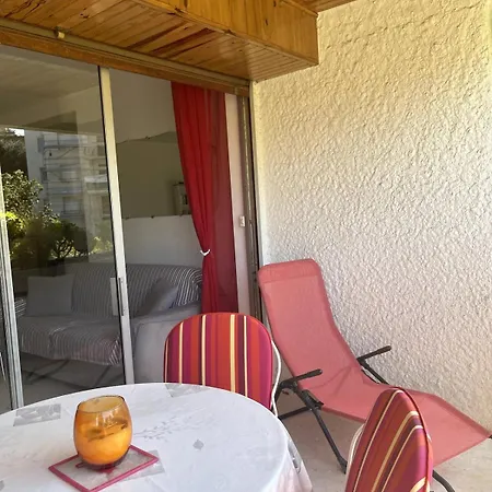Le Cezanne Wifi Clim Centre Апартаменты *